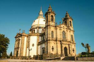 sanctuaire de notre Dame de mêmeiro, magnifique église sur Haut de le colline. Braga le Portugal. juillet sept 2023. photo