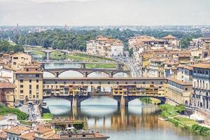 Ponte Vecchio à Florence, Italie photo