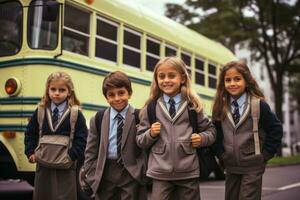 une groupe de les enfants attendre à une école autobus arrêt. génératif ai photo