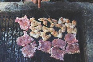 barbecue - viande sur le gril