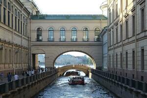 hiver rainure coulé Pétersbourg Russie. le le plus court et plus magnifique canal de le ville. photo