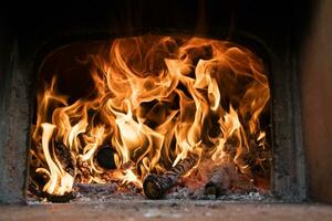 Feu et flammes de bois photo