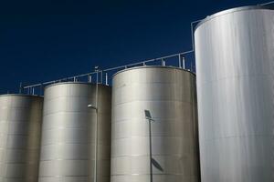 séries de industriel silos photo