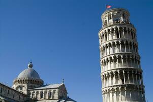 piazza dei miracoli dans pise Italie photo