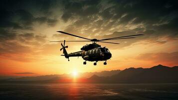 hélicoptère silhouette militaire photo