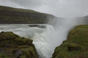 Chute d'eau de Gullfoss sur la rivière Hvita en Islande
