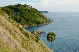 paysage de phromthep cap point de repère de phuket du sud Province de Thaïlande photo