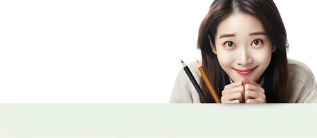 souriant asiatique Université étudiant en portant crayon sur nez regards surpris à Vide espace éducation échange concept photo
