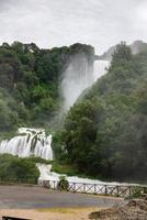 la cascade de marmore la plus haute d'europe photo