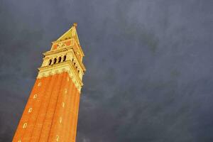 campanile san marco carré Venise Vénétie Italie photo