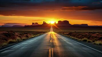 lever du soleil sur scénique route titre à monument vallée parc dans Utah. silhouette concept photo