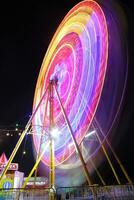 ferris roue ath le foncé nuit photo