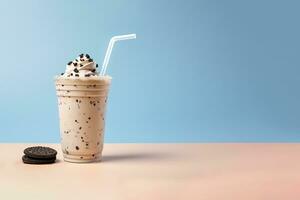 biscuits et crème Milk-shake dans une à emporter tasse avec copie espace. ai généré photo