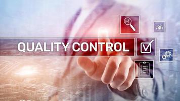 contrôle et assurance de la qualité.normalisation. garantie. normes. concept commercial et technologique