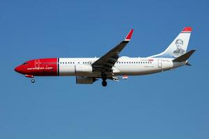 norvégien air Navette Boeing 737-800 se-rpj passager avion arrivée et atterrissage à Budapest aéroport photo