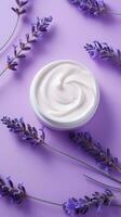 Naturel lavande cosmétique crème. Crème hydratante avec lavande, violet ai Contexte photo