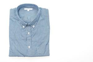 chemise homme sur fond blanc photo