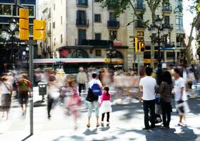 rue animée de la ville photo