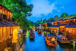 paysage urbain de wuzhen, une ville pittoresque historique en chine photo