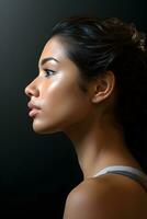 portrait de une latina femme avec nettoyer et en bonne santé peau. ai généré photo