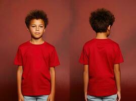 de face et retour vues de une peu garçon portant une rouge T-shirt. ai généré photo