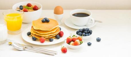 ensemble de petit-déjeuner sain photo