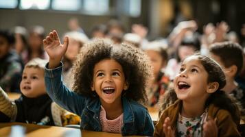 une groupe de diverse élèves vivement élever leur mains dans une salle de cours prêt pour une Nouveau école année photo