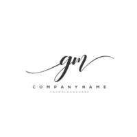 initiale lettre gm logo, fleur écriture logo conception, vecteur logo pour femmes beauté, salon, massage, cosmétique ou spa marque art. photo