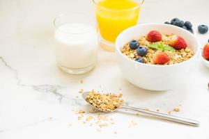 ensemble de petit-déjeuner sain photo