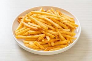 une assiette de frites photo