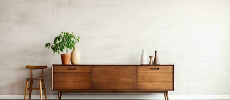 en bois une commode par blanc mur à l'intérieur photo