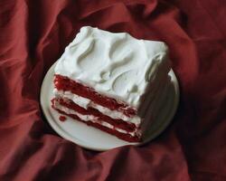 une pièce de rouge velours gâteau sur une blanc assiette génératif ai photo