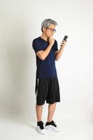 homme en tenue de sport photo