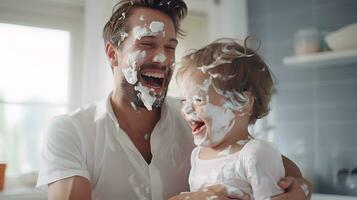 content père et le sien fille ayant amusement dans le cuisine à Accueil photo