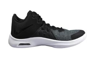 Produit shoot de chaussure de course sport pour hommes Nike sur fond blanc,chaussures de course Nike photo