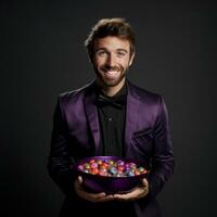 homme dans Halloween costume en portant une bol de bonbons avec malicieux sourire ai génératif photo