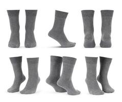 Chaussettes d'équipage gris isolés sur fond blanc photo