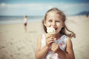 content peu fille est en mangeant la glace crème sur le plage sur une ensoleillé journée. copie espace. ai généré. photo