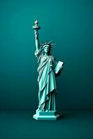 statue de liberté symbolisant espérer isolé sur une sarcelle pente Contexte photo