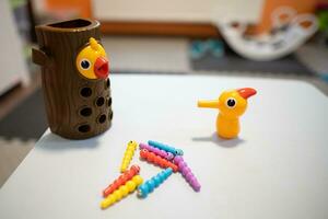 développement moteur compétences et en pensant jouets pour petit les enfants photo