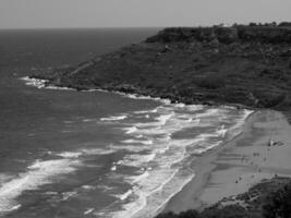 Malte île dans le méditerranéen mer photo