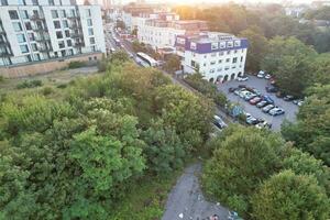 magnifique aérien métrage de Britanique touristique attraction à mer vue de bournemouth ville de Angleterre génial Bretagne Royaume-Uni. haute angle image capturé avec drone caméra sur septembre 9ème, 2023 pendant le coucher du soleil photo