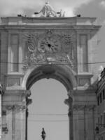 le ville de Lisbonne dans le Portugal photo