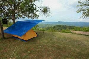 tente camping terrains, tat mok nationale parc mueang phetchabun district, phetchabun province, Thaïlande photo