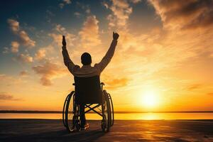 silhouette de une homme dans une fauteuil roulant sur le plage à coucher de soleil, désactivée handicapé homme a une espoir. il est séance sur fauteuil roulant et élongation mains à coucher de soleil, ai généré photo