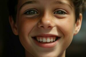 portrait de une mignonne souriant peu garçon. fermer. ai généré pro photo