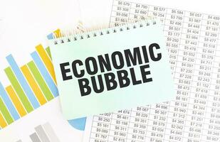 vert bloc-notes sur financier Documentation. économique bulle. affaires concept photo