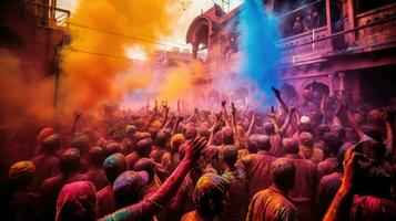 gens célébrer coloré Holi Festival dans Inde, annuel tourisme couleurs, Inde photo