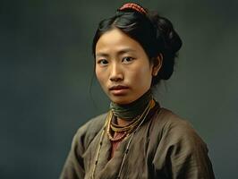 un vieux coloré photographier de une asiatique femme de le de bonne heure années 1900 ai génératif photo