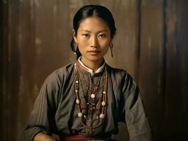 un vieux coloré photographier de une asiatique femme de le de bonne heure années 1900 ai génératif photo